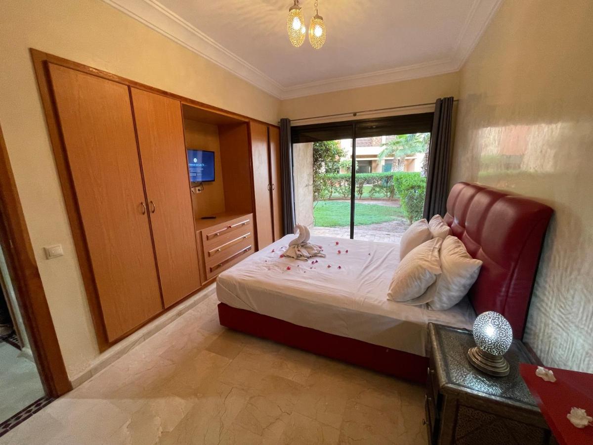 Fabuleux Appartement, Rez De Jardin Au Sein De La Palmeraie Marrakesh