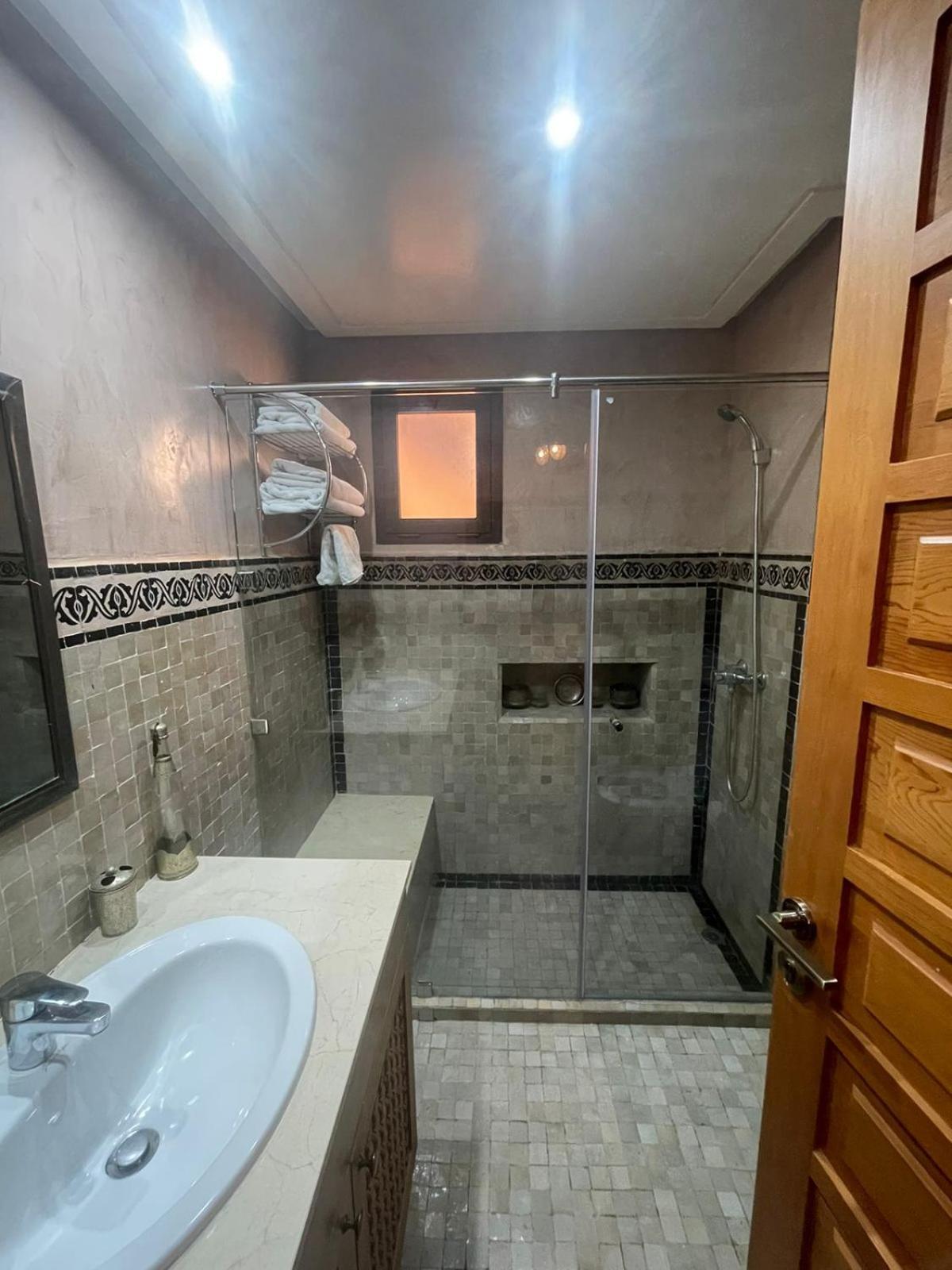 Fabuleux Appartement, Rez De Jardin Au Sein De La Palmeraie Marrakesh